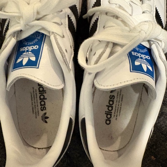 Adidas Sambas Sneakers 6.5 LIKE NEW - Picture 5 of 5